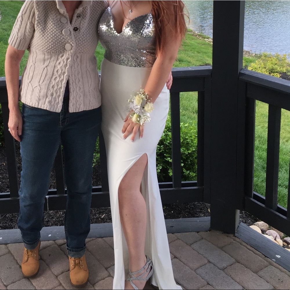 Prom dress